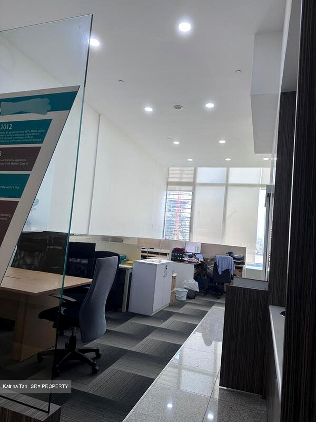 High Street Centre (D6), Office #521086121